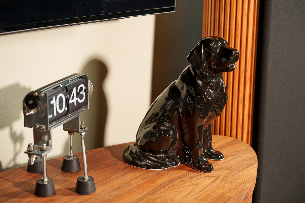 Golden Retriever Urne – Schwarz | Keramikurne für Haustiere
