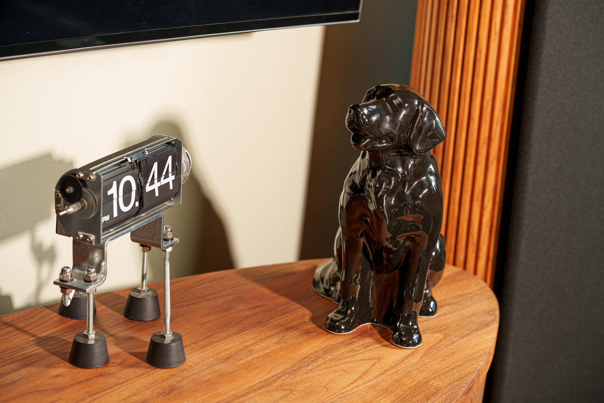 Golden Retriever Urne – Schwarz | Keramikurne für Haustiere