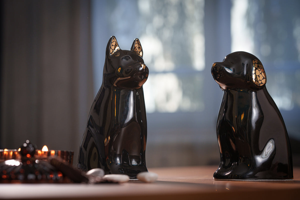 Hundeurne "Wauzi" - Schwarz | Keramik Tierurne für Hund