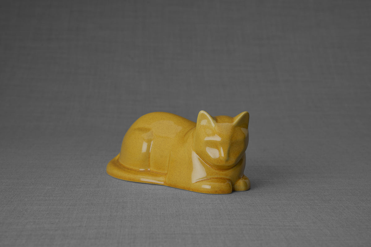 Mini Liegende Katzenurne - Bernsteingelb | Keramik | Handgemacht