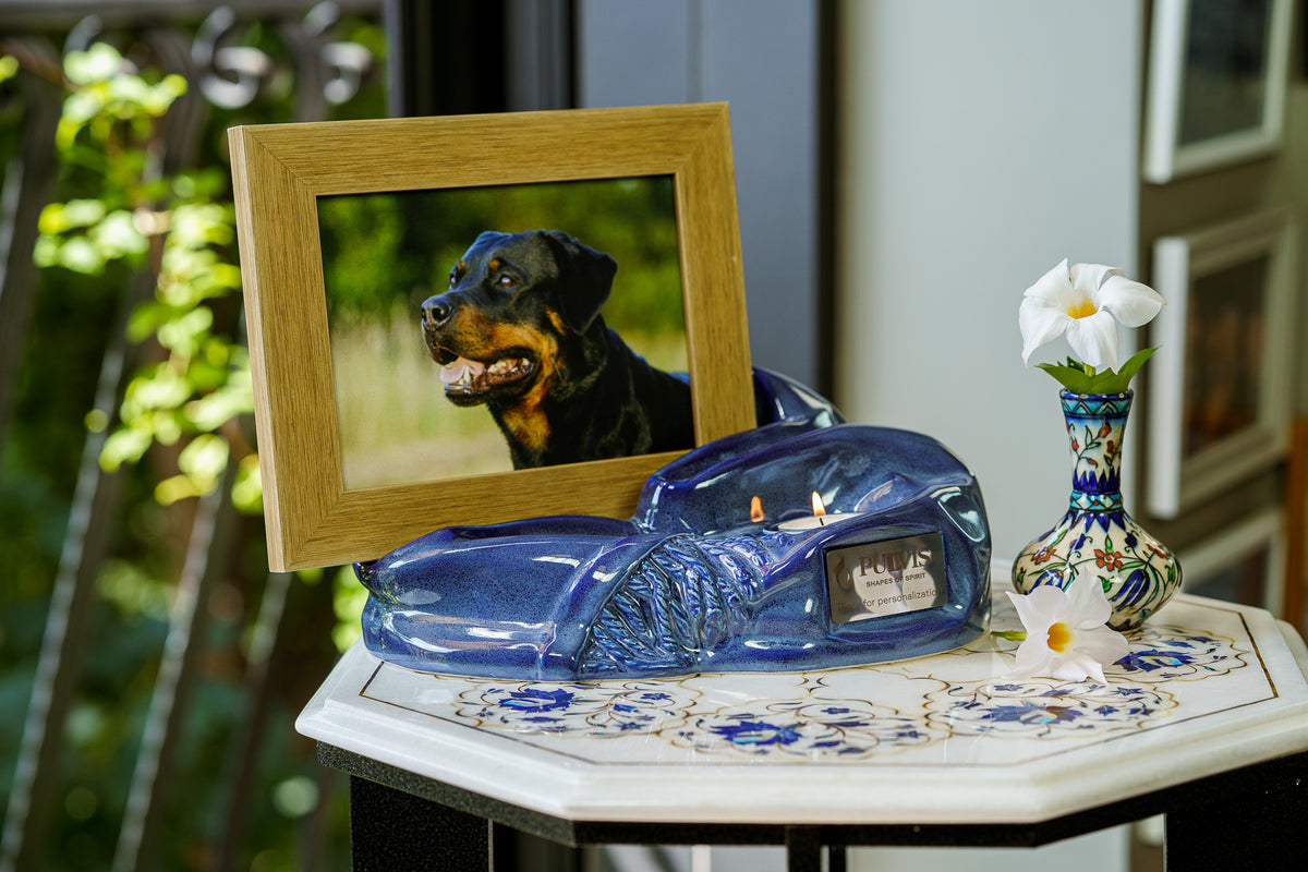Urne „Cozy“ – Blaue Melange | Urne mit Bilderrahmen aus Keramik