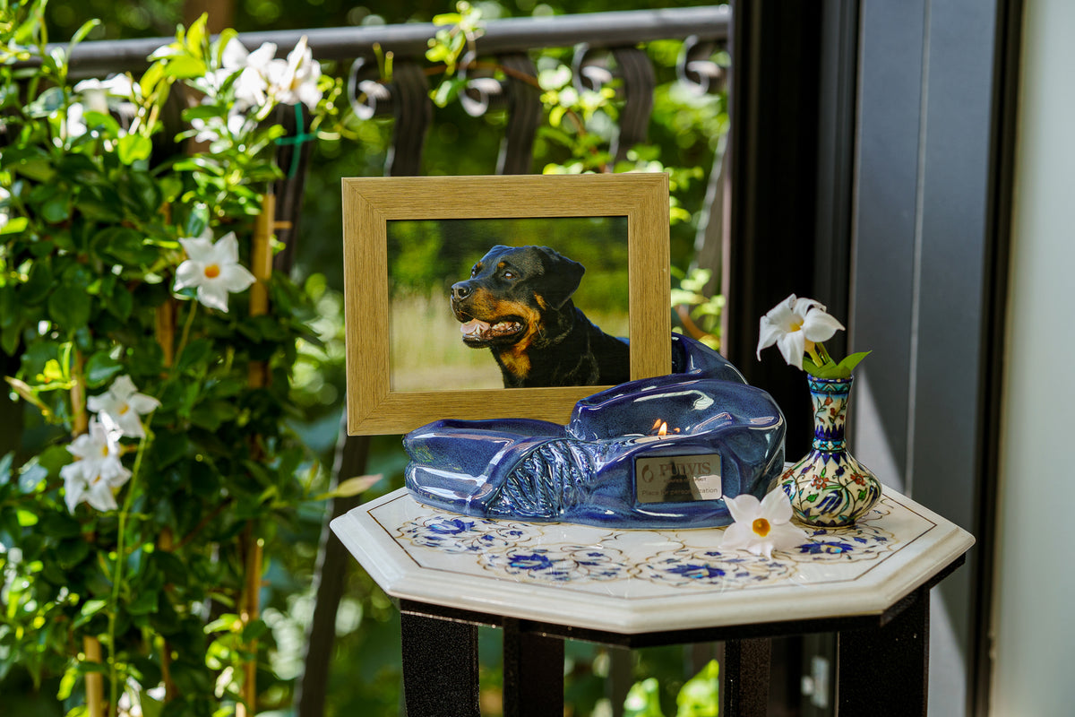 Urne „Cozy“ – Blaue Melange | Urne mit Bilderrahmen aus Keramik