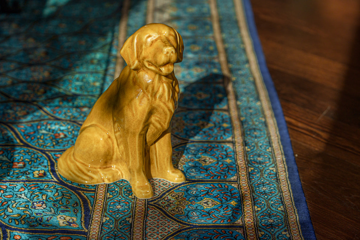 Golden Retriever Urne – Gelb | Keramikurne für Haustiere