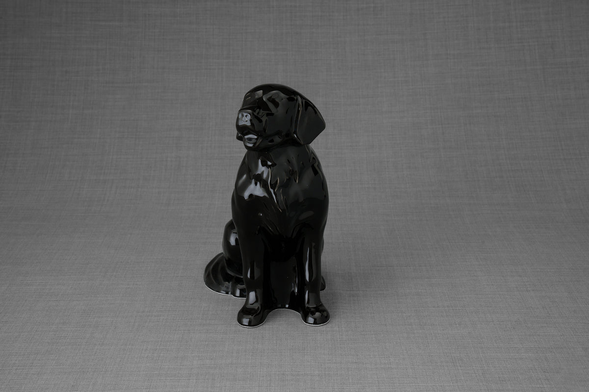 Golden Retriever Urne – Schwarz | Keramikurne für Haustiere
