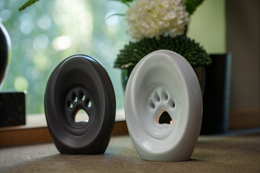 Große Pfote mit Teelicht - Haustier Urne für Asche - Weiß | Keramik | Handgemacht