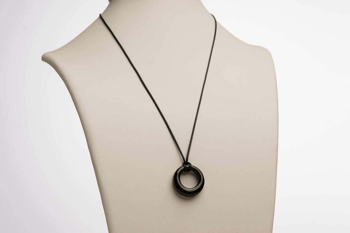 Einäscherungshalskette – Für immer | Edelstahl | Gedenkschmuck | Schwarz